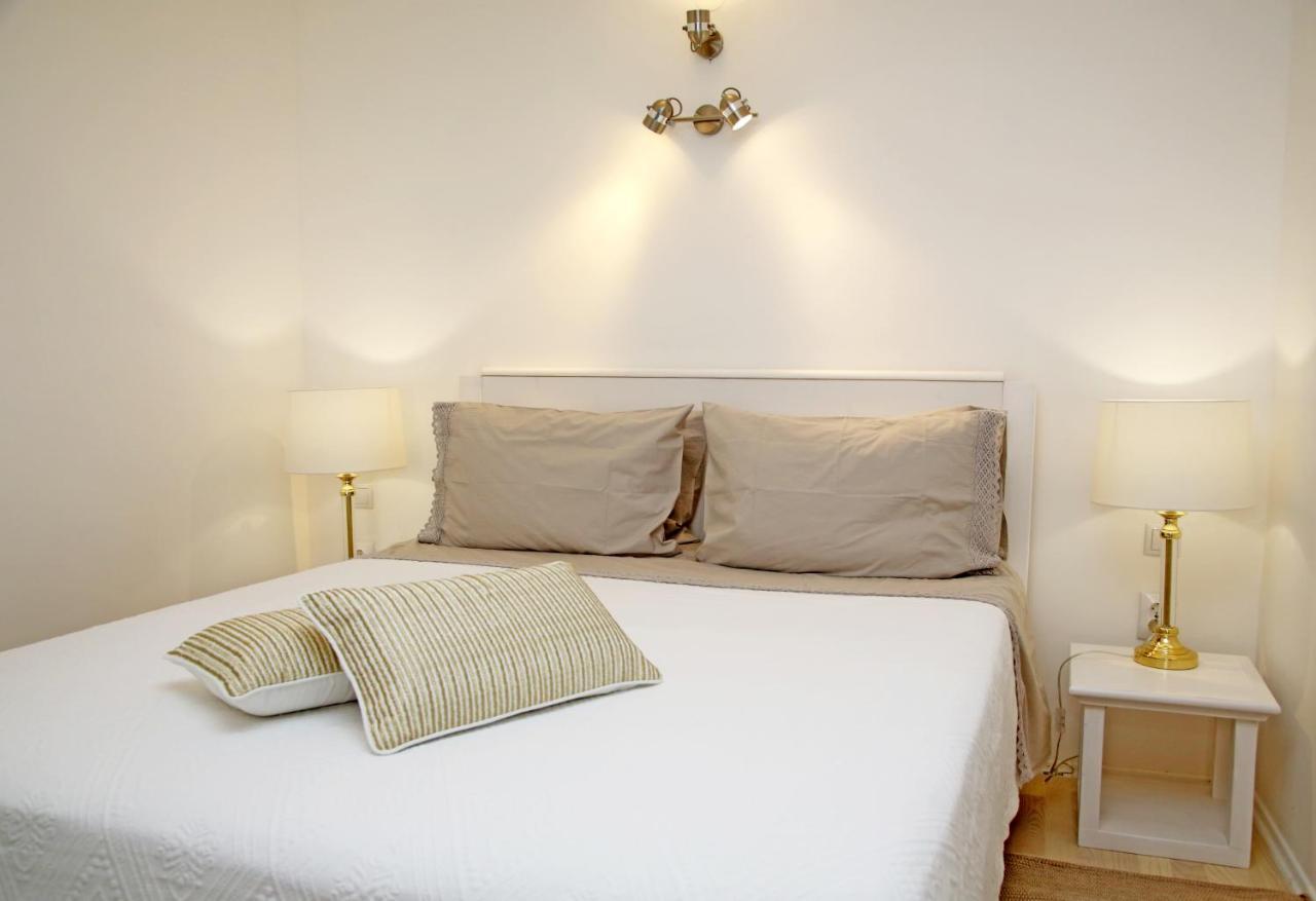 Swan City Apartment & Room Σίμπενικ Εξωτερικό φωτογραφία